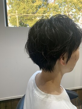 エヌ(enu) ショートパーマ