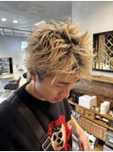 ＊ハイトーンスパイキー　パンクにスタイリングしてみました。