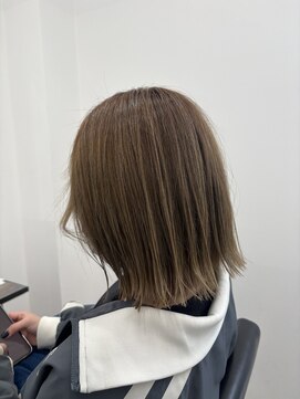 フォーディー(for D) Hair Salon for D × 外ハネヘア