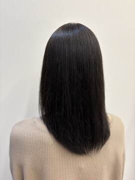 アチーブリス(achieve Liss) グレージュブリーチなしカラー艶髪ナチュラルストレートロング