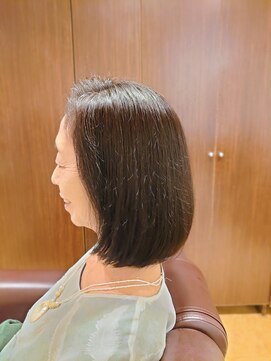 センス 洗足店 レディース ワンレンミディアムグラデーションボブ