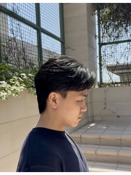 スタイル 成城学園前(STYLE) メンズ フェザーショート 毛流れパーマ