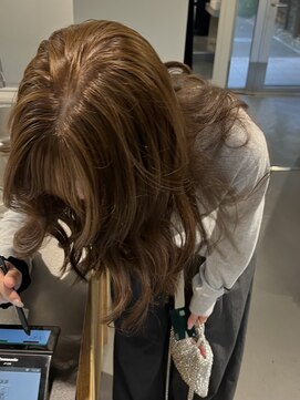 ビューズ(VIEWS) ブラウンカラーブリーチなしカラーケアカラーパーマロングパーマ