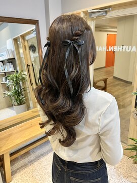 オーセンヘア(AUTHEN.HAIR) ライブアレンジ/ハーフツインアレンジ