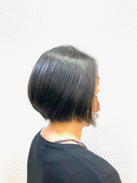 クオリス 上福岡店(QUALIS) 小顔/ショート/ショートボブ/黒髪/白髪染め/40代50代60代/ツヤ髪