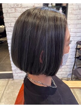 ナンバー デセオ 吉祥寺(N° deseo) 大人可愛い20代30代40代小顔ワンサイドショートボブ丸み前下がり