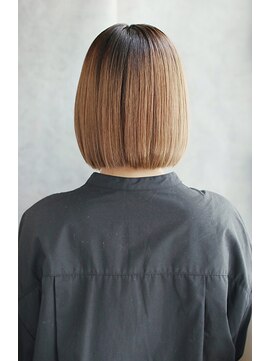 オルテプラスエヌ(horte +n) 20代30代40代　タッセルカットでエッジを効かす【京都駅】