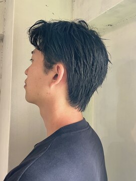 アンリ(Henri) [オカダケント]ナチュラルセンターパートベリーショートヘア