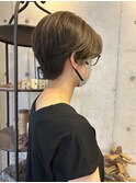 ハンサムショート30代40代50代耳かけショート前髪なし小顔カット