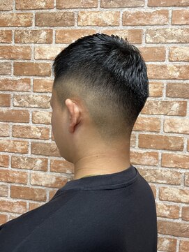 カットスタジオ てるてるぼーず 【大人気フェードスタイル】