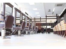 美容室クラフト 富里店の雰囲気（落ち着いた店内で癒しのひと時を）