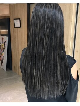 マルフェ 天王寺(marfe) ダークグレージュハイライトカラー