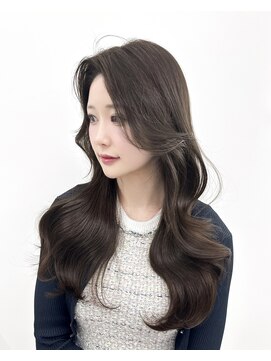 アマトウキョウ アユンチェ(AMA TOKYO×AYUNCHE) 韓国ヘア　2wayバング  レイヤーカット くびれヘア  顔周り/