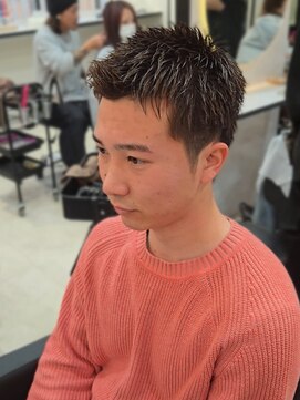 ラピス 名古屋駅前店(Lapis) バズスパイキーショート