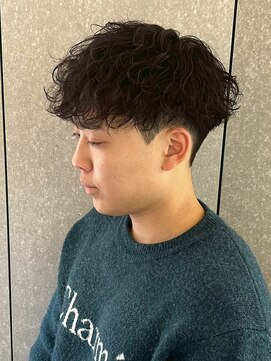 ニアウ 伊勢崎連取店(Niau) シャドウパーマルーズパーマ波巻きスパイラルパーマ