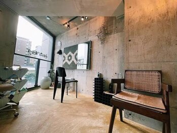 ダコタリッカ(dakota Rikka)の写真/周りを気にせずリラックス＊ゆったりとしたサロンタイムを過ごせます♪髪のお悩みも相談しやすい◎