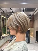 ★一回ブリーチで出来るミルクティーショートボブ