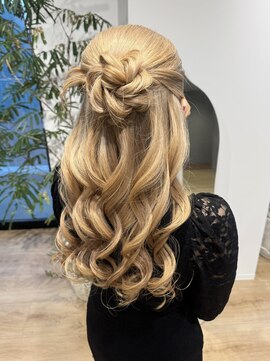 ケファ(Kepa) ハーフアップ