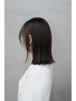 ネイヴィル(navile)&nbsp;外ハネボブ×オリーブグレージュ