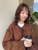 ラヴィズム 小新店(LUVISM)&nbsp;パーマ/顔周りレイヤー/おくれ毛/ベージュ/西区/小新