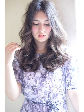 テイラー(Taylor) プラチナアッシュxエレガントウェーブ