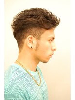 ヘアーメイク アージェ(HAIR MAKE aje) クセを活かしたメンズショート