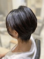 オリジンズ ヘアー(Origins hair)&nbsp;艶カラー×ひし形ショート☆小顔見せショートボブ♪[40代/50代]