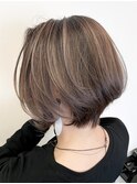 バレイヤージュハイライトショート
