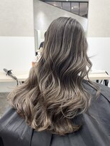 ジゼル 博多筑紫口店(GiseL)&nbsp;繊細ハイライト【博多駅筑紫口】@halu_the_world