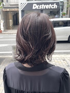 アンビエンテ(ambiente) くびれミディアム　簡単スタイリング【坂根】