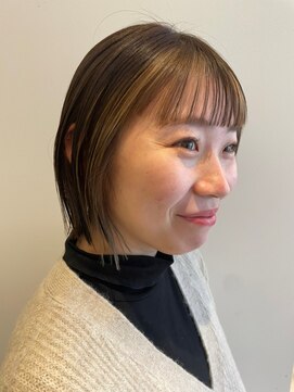 モック(moc) 女性らしいフェミニンなショートスタイル