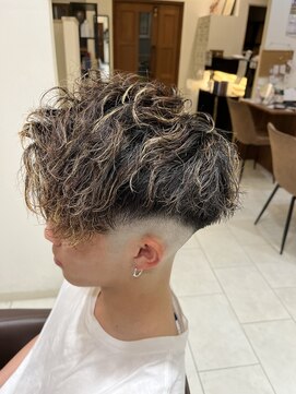 アンプヘアー 西京極店(unpeu hair) スキンフェード