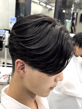 メンズヘアセンス 渋谷(MEN'S HAIR SENSE) 【お客様メンズヘア】前下がりセンターパート［渋谷駅/メンズ］