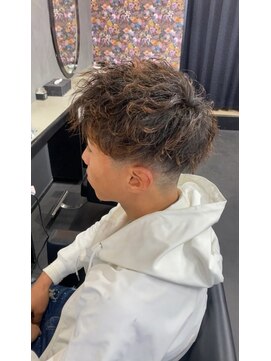 ヘアブランド椿 ツイストスパイラル×ツーブロック