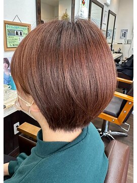 ヘアーショップアミティ 丸みショートボブ