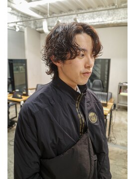 スレイ 西宮(SLAY) 波巻きハイライトアップバングツーブロックマッシュ