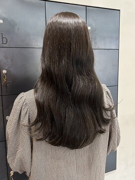 ヘアー アイス ルーチェ(HAIR ICI LUCE) オリーブグレージュ透明感カラーブリーチなし艶カラー/今枝