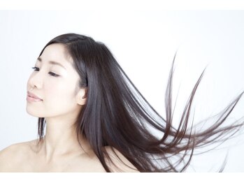 レガシィ(LEGACY)の写真/【理想の美艶ストレート☆】一人一ひとりの髪に合わせた薬剤選定で、ダメージレスで自然なストレートに♪