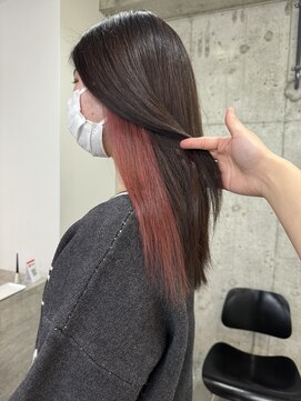 サクラ オモテサンドウ(SAKURA) インナーカラー ピンク 推しカラー 表参道