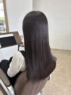 ラヴィリス バイ レム(Raviliss by rem) ダークブラウン 暗めカラー 髪質改善トリートメント 奈良 桜井