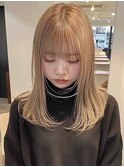 ブリーチ/イメチェン/ホワイトブロンド/外ハネボブ/美髪