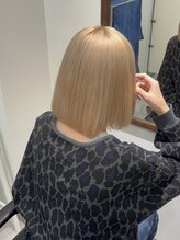 ヴィジュアリスト(VISUALIST) ホワイトミルクティー/髪質改善トリートメント