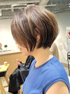 パークバイアンアミ(PARC by Un ami) 《30代40代》ミルキーベージュ丸みショートボブ【浦野】