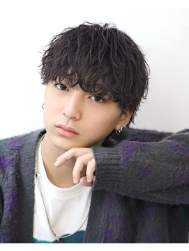 オーシャントーキョーウエスト 心斎橋 (OCEAN TOKYO WEST) シャドウパーマシースルーラウンドマッシュ波巻きパーマウルフ