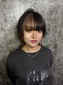 カプセル(capsule) ショートウルフ♪ 黒 × ベージュ♪