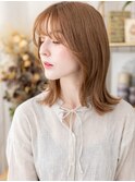 ピンクベージュブリーチなしくびれミディアムウルフ20代北浦和c8