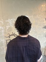 エディット アンド 緑地(Edit&)&nbsp;無造作に決まる、大人のサーフパーマ