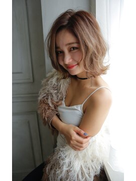 モアニ(Moani) センターパート外ハネボブ