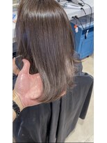 アンジュベイナハ (Ange Bay NAHA)&nbsp;くすみグレージュ×シークレットハイライト