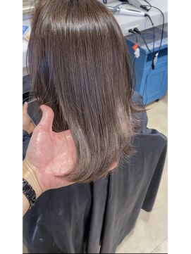 アンジュベイナハ (Ange Bay NAHA) くすみグレージュ×シークレットハイライト